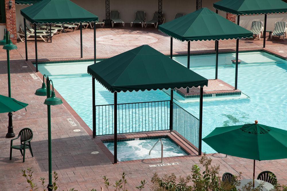 French Quarter Resort Branson Exterior photo