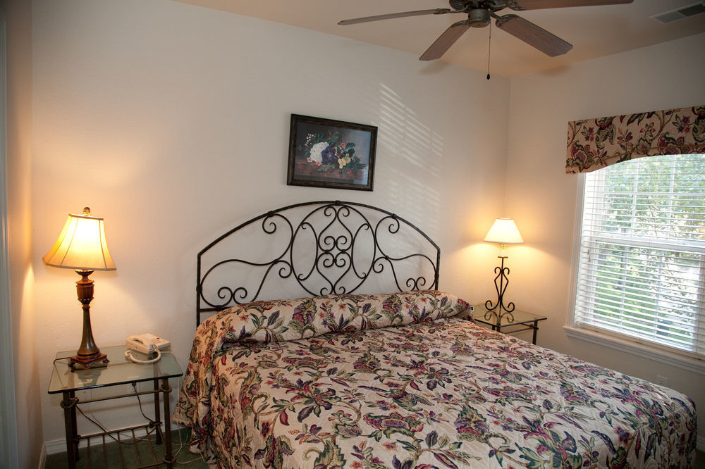 French Quarter Resort Branson Exterior photo