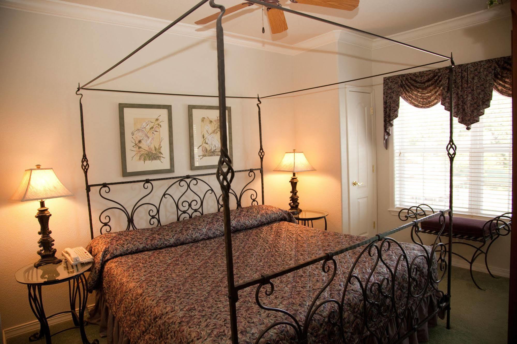 French Quarter Resort Branson Exterior photo